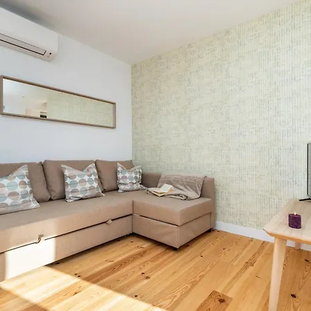 Apartment Belem Design By Homing *